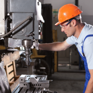 NR 12 - Treinamento em Segurança no Trabalho em Máquinas e Equipamentos